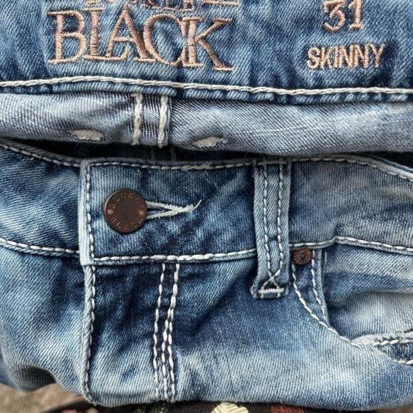 BUCKLE Black Ripped Skinny Jeans Size 31 - Picture 8 of 9